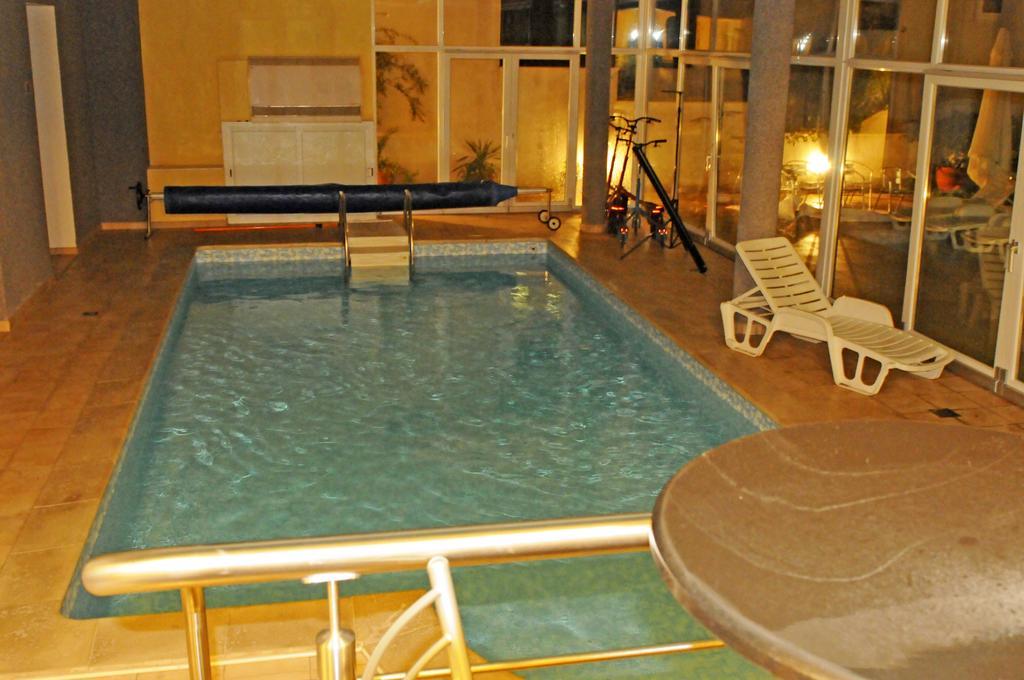 Apartments Villa Ceres Klek Luaran gambar