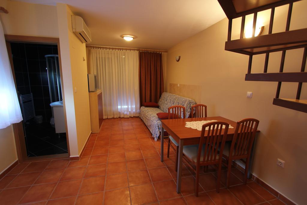 Apartments Villa Ceres Klek Luaran gambar